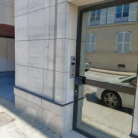 Merveilleux T2 En Hypercentre *